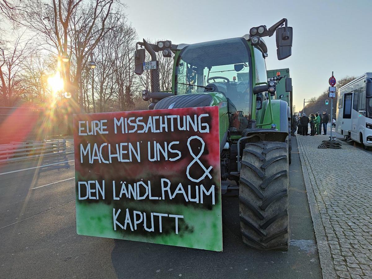 Bauernpräsident droht mit Rückkehr der Traktoren - bei Kurznachrichten Plus