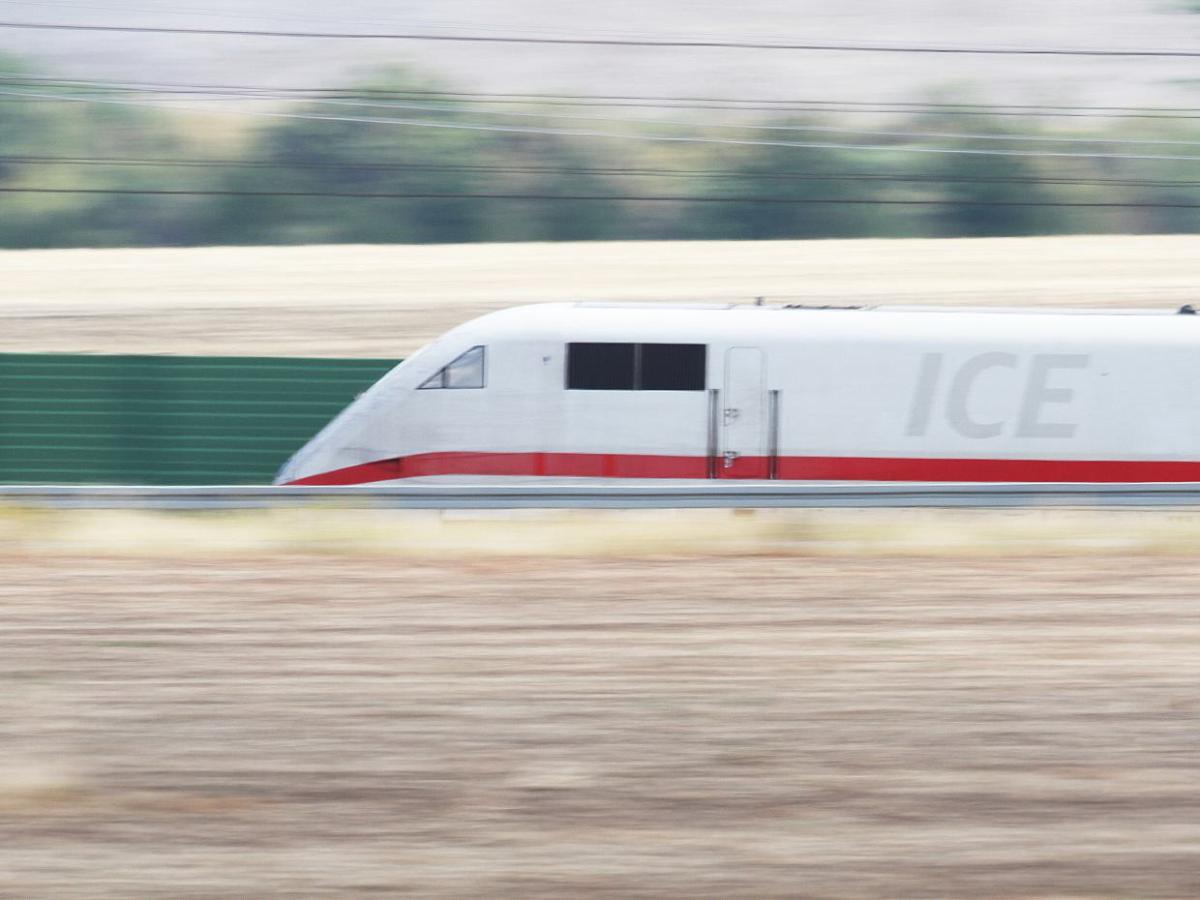 Bericht: Bahn-Pünktlichkeitsquote stürzt auf 52,5 Prozent ab - bei Kurznachrichten Plus