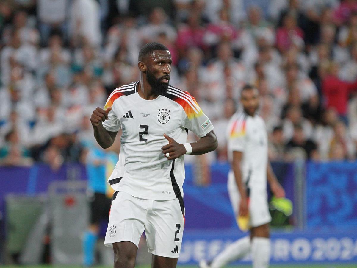 Berti Vogts lobt Antonio Rüdiger - bei Kurznachrichten Plus