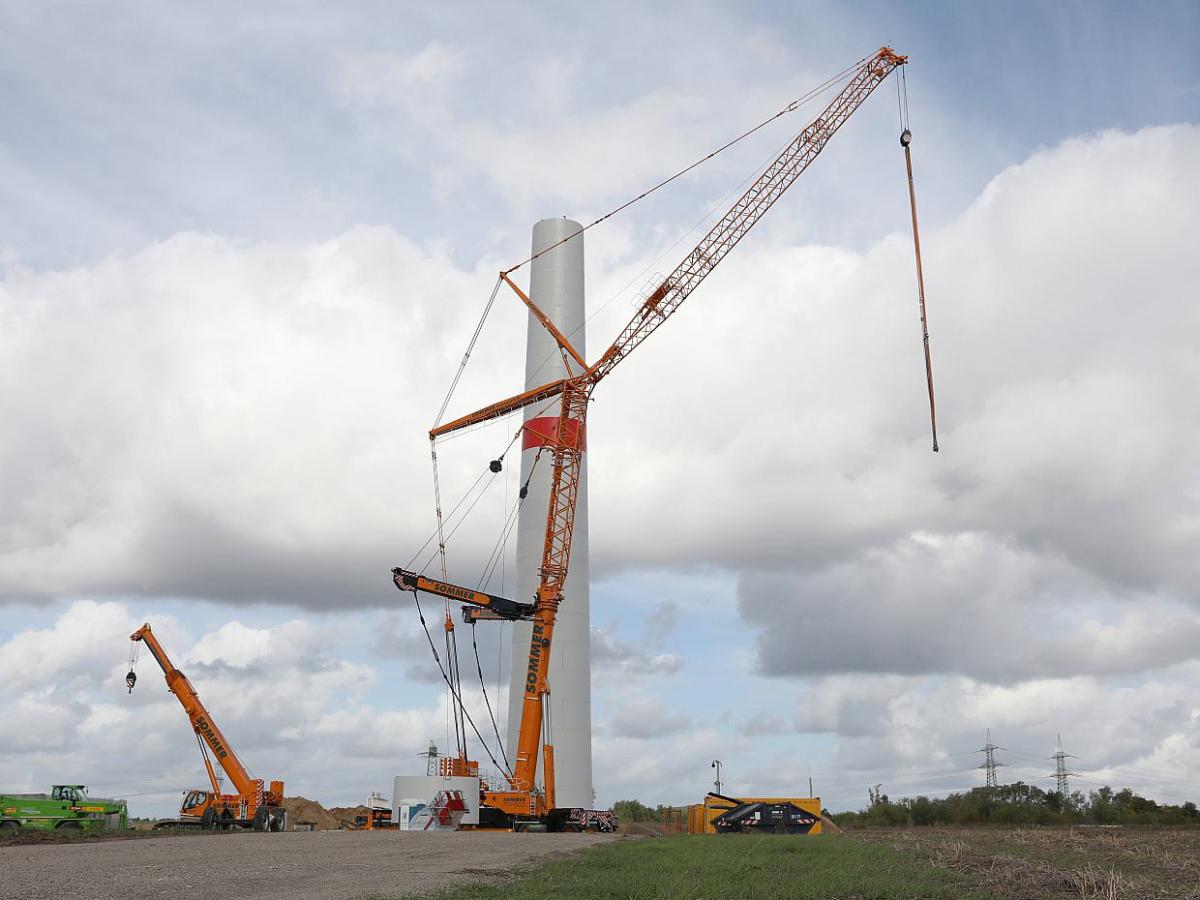 Bundestag beschließt schnellere Genehmigungsverfahren für Windräder - bei Kurznachrichten Plus