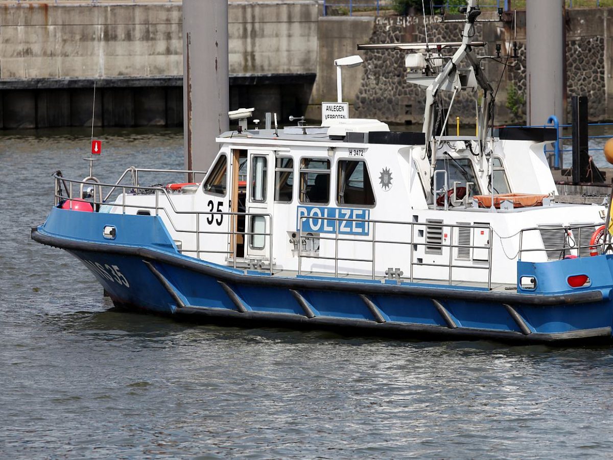 Schleswig-Holstein: Wasserschutzpolizei stoppt betrunkenen Kapitän - bei Kurznachrichten Plus