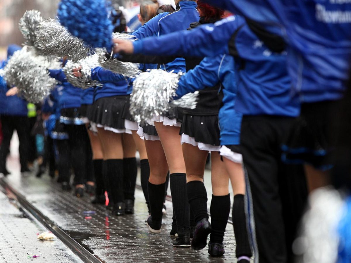 Karneval treibt die Krankenstände - bei Kurznachrichten Plus