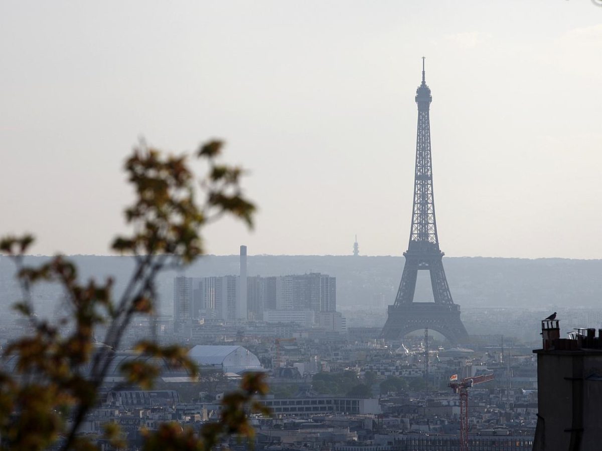 Staatsbesuch von Charles in Frankreich wegen Streiks verschoben - bei Kurznachrichten Plus