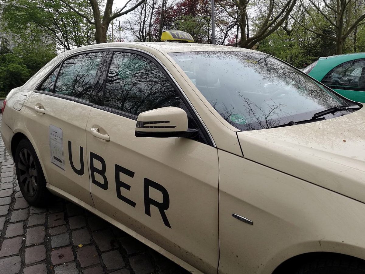 Uber startet in Düsseldorf - bei Kurznachrichten Plus