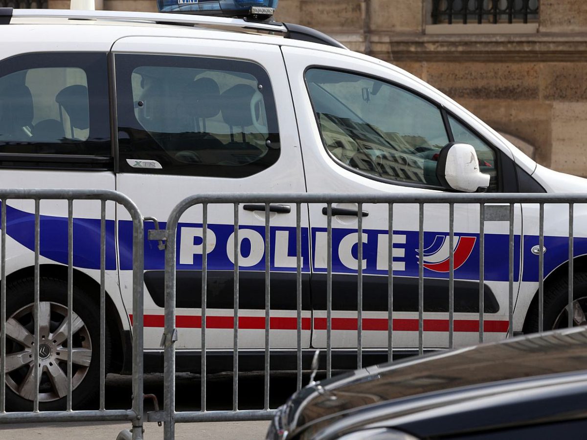 Pariser Polizei untersagt „Gelbwesten“-Demo auf Champs-Élysées - bei Kurznachrichten Plus