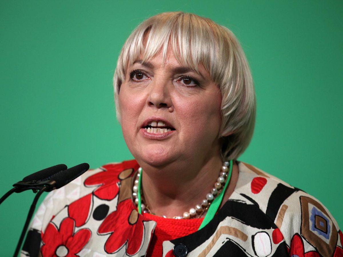 Claudia Roth für weitergehende EU-Maßnahmen gegen Ungarn - bei Kurznachrichten Plus