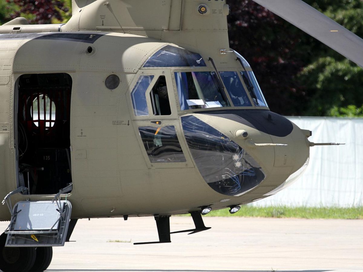 Bericht: Kauf von Chinook-Hubschraubern wird teurer als geplant - bei Kurznachrichten Plus