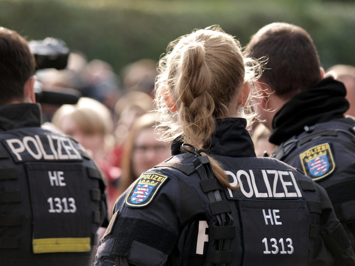 18 Verletzte bei Protesten in Chemnitz - bei Kurznachrichten Plus