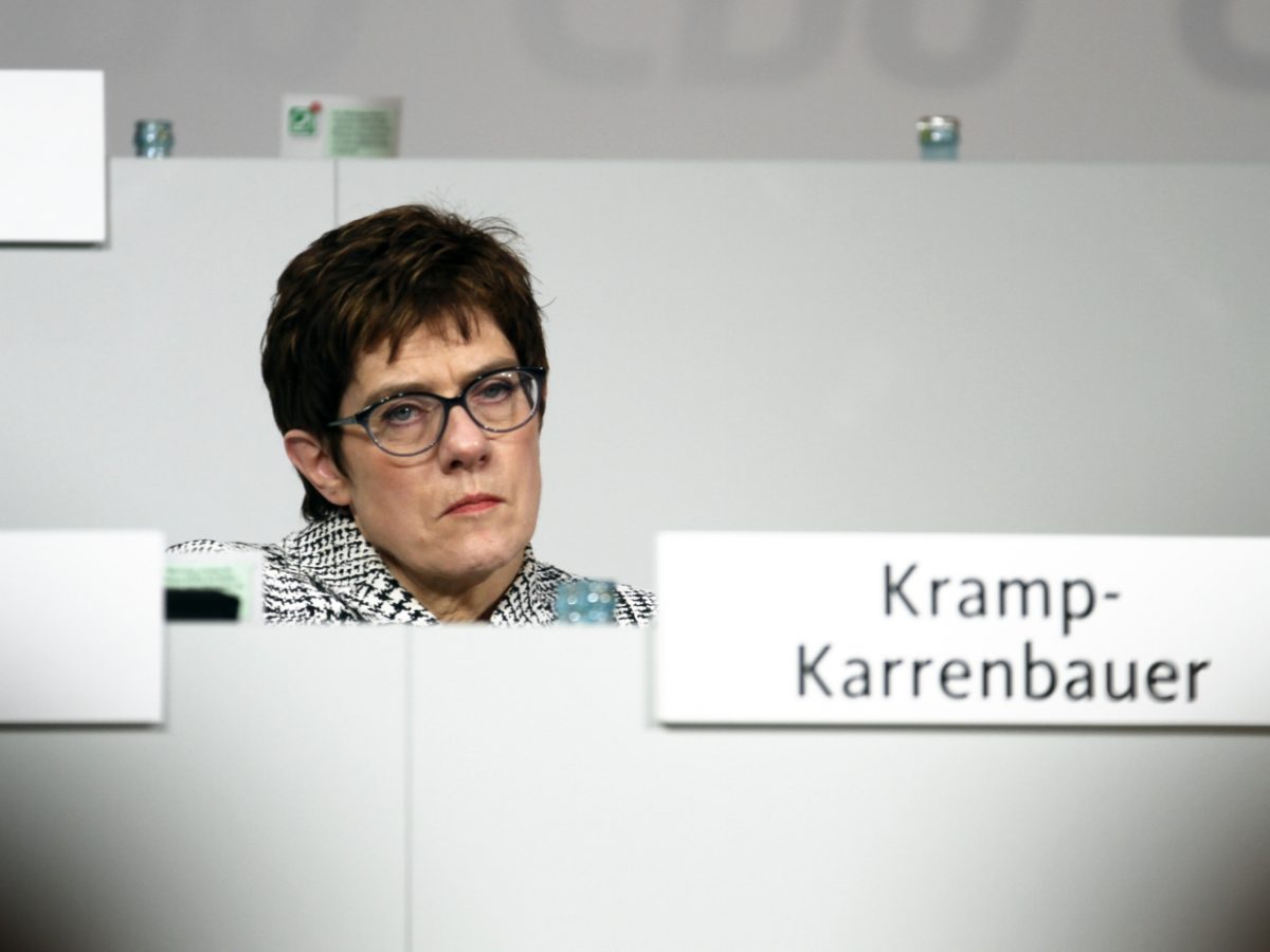 Kramp-Karrenbauer: Schwierige Phase für die CDU - bei Kurznachrichten Plus