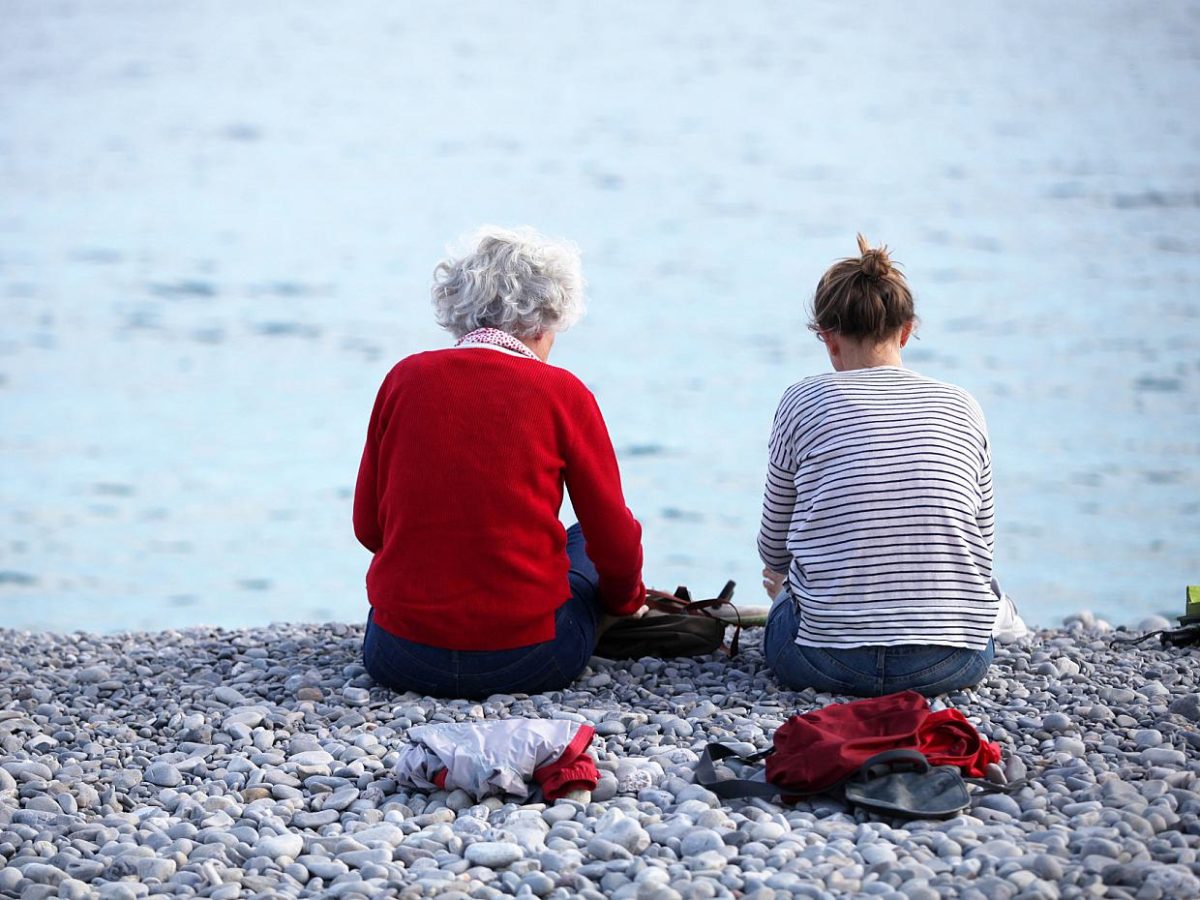 Junge sparen mehr als Alte - bei Kurznachrichten Plus