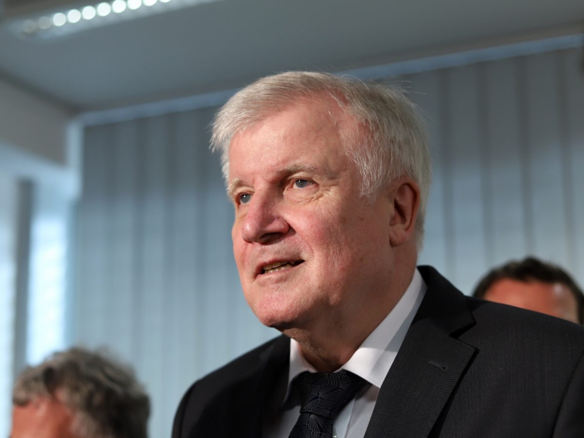 Gewalttat in Hanau: Seehofer kündigt Schutzmaßnahmen an - bei Kurznachrichten Plus