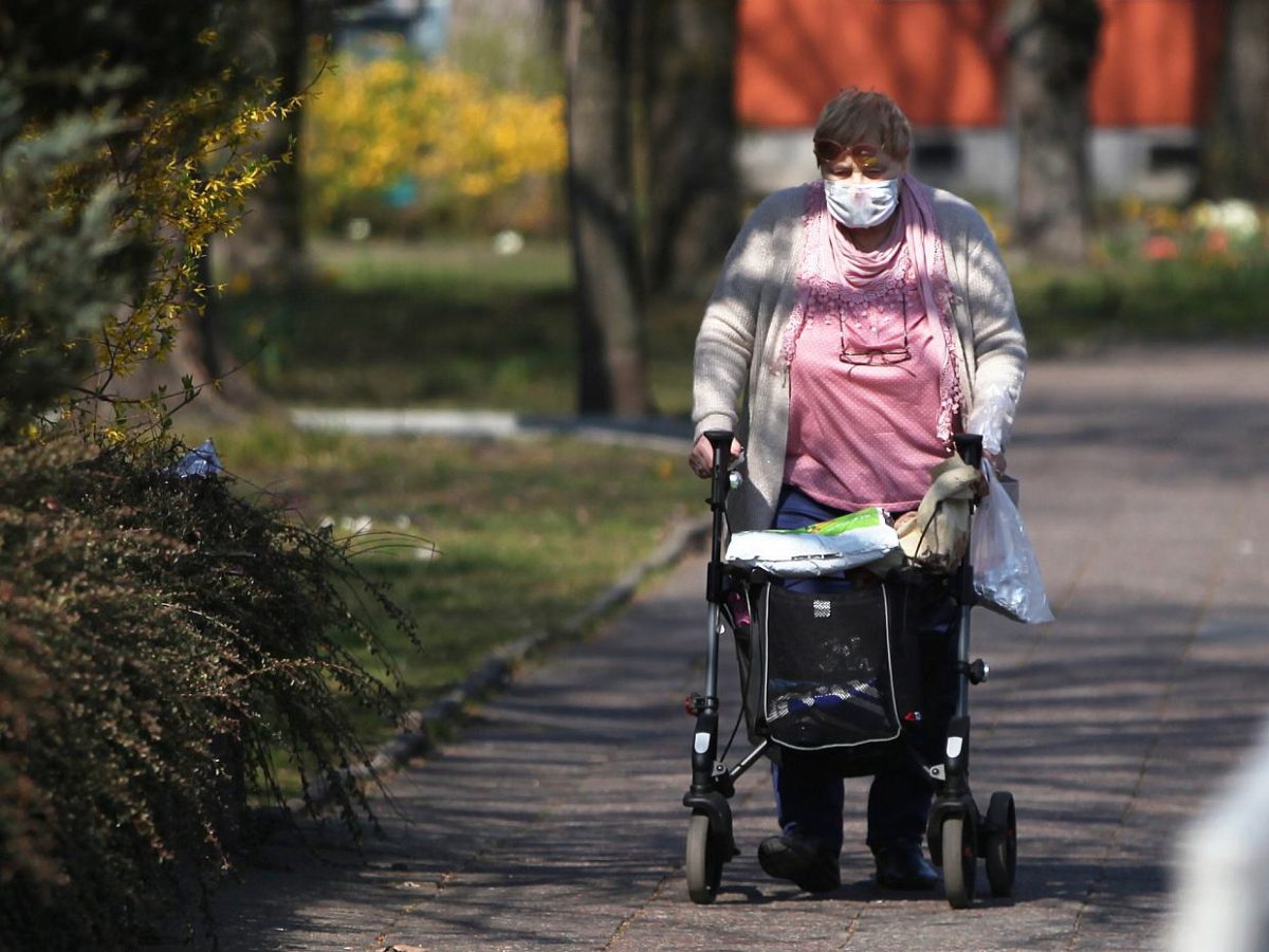 Studie: 36,5 Millionen Deutsche haben erhöhtes Covid-19-Risiko - bei Kurznachrichten Plus