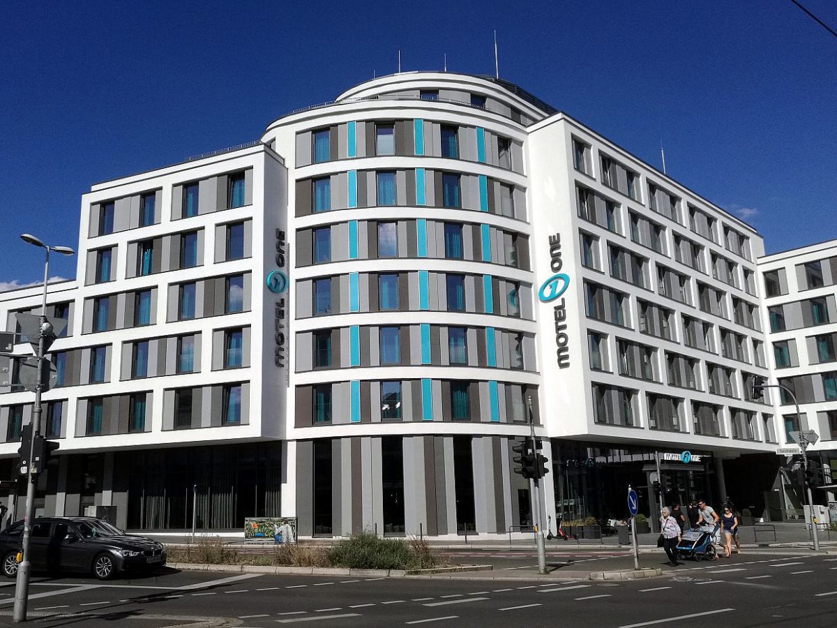 Hotelgruppe Motel One denkt über Börsengang nach - bei Kurznachrichten Plus