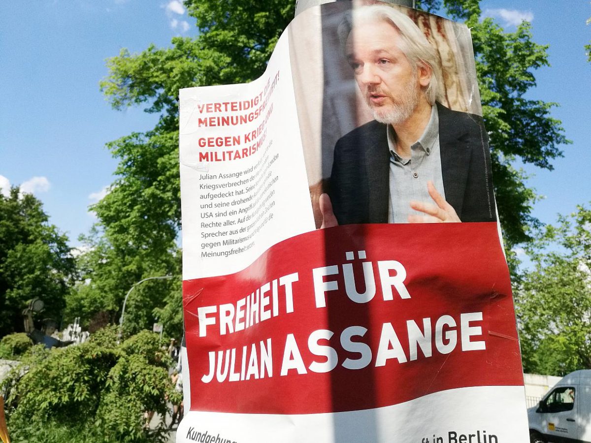 Assange darf wegen Auslieferung vor Obersten Gerichtshof ziehen - bei Kurznachrichten Plus