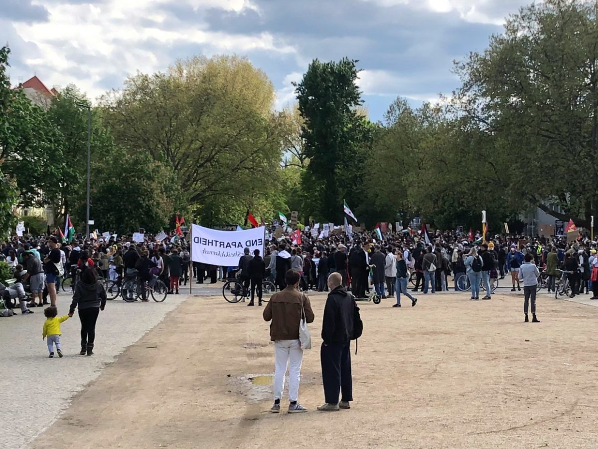 Tausende bei Anti-Israel-Demos in Deutschland – Auch Gegenprotest - bei Kurznachrichten Plus