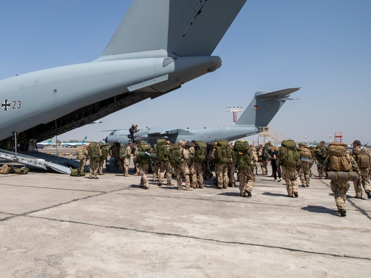 Achter Flug aus Kabul auf dem Weg – Über 1.000 Menschen ausgeflogen - bei Kurznachrichten Plus