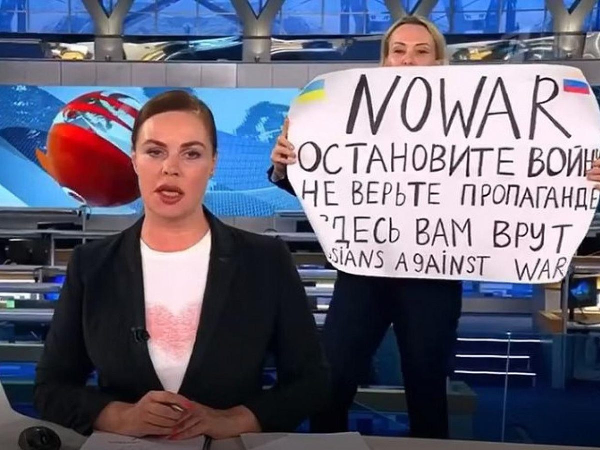 Frau bekommmt nach Protestauftritt in russischem TV nur Geldstrafe - bei Kurznachrichten Plus