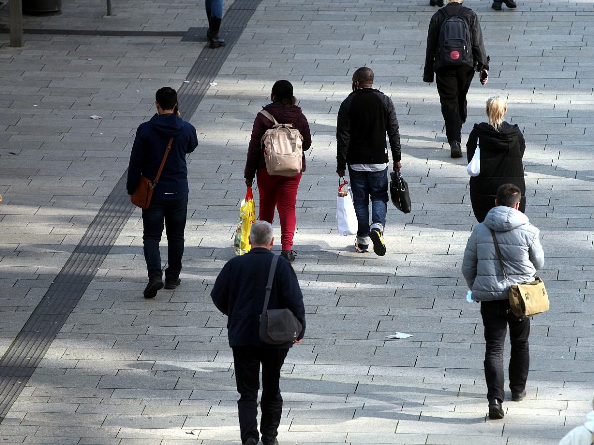 Mehrheit befürwortet befristete Aufnahme von Erdbebenopfern - bei Kurznachrichten Plus