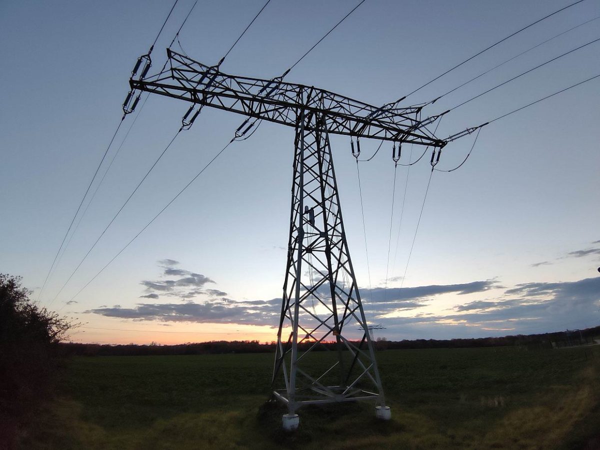 Niedersachsen für Überführung von Tennet-Stromnetz an Deutschland - bei Kurznachrichten Plus