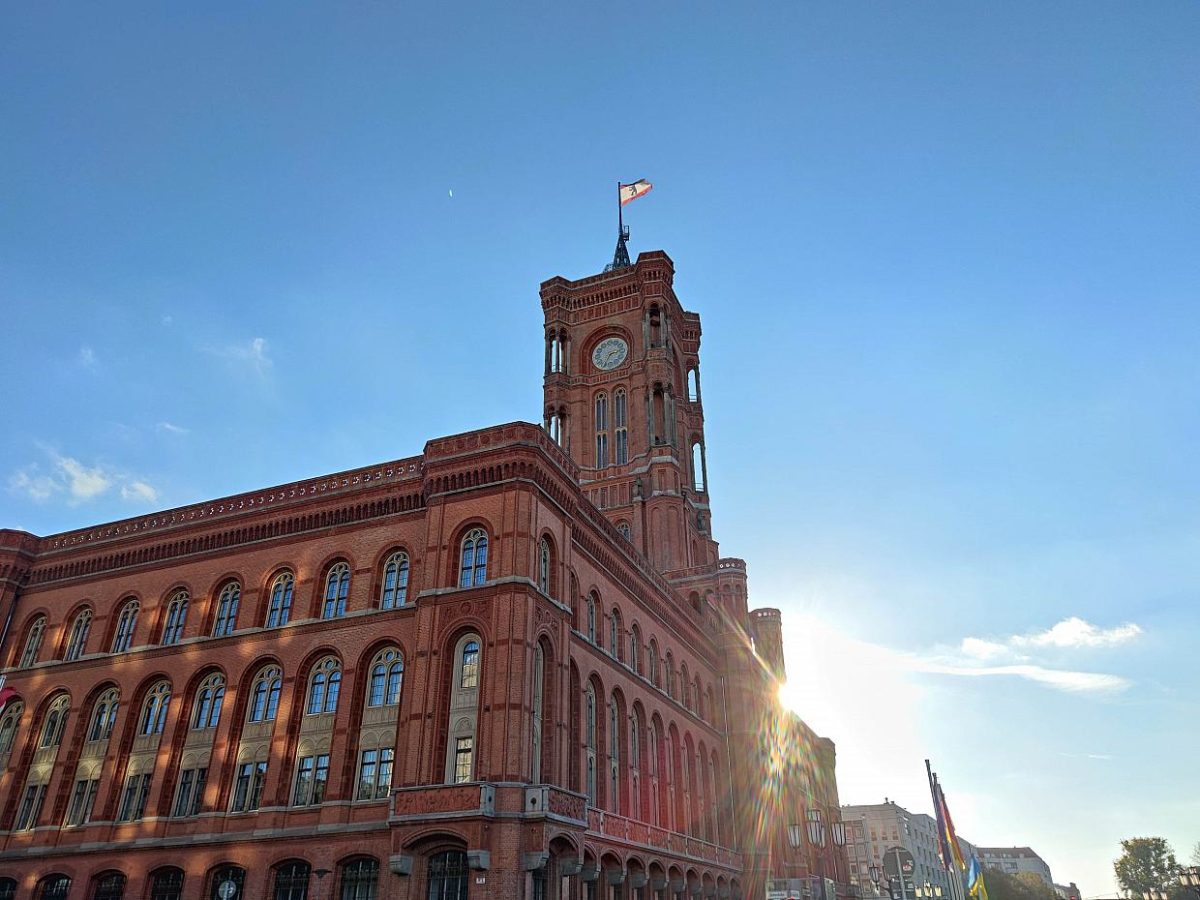 Auch Berliner CDU billigt GroKo in der Hauptstadt - bei Kurznachrichten Plus