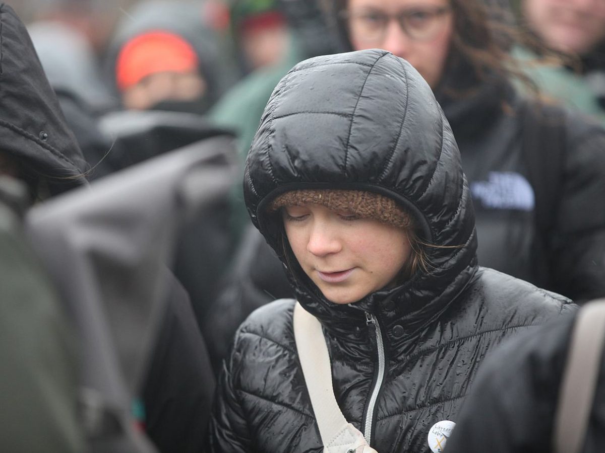 Baerbock distanziert sich von Greta Thunberg - bei Kurznachrichten Plus