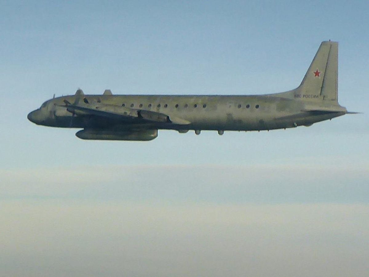 Luftwaffe fotografiert drei russische Militärflugzeuge über Ostsee - bei Kurznachrichten Plus