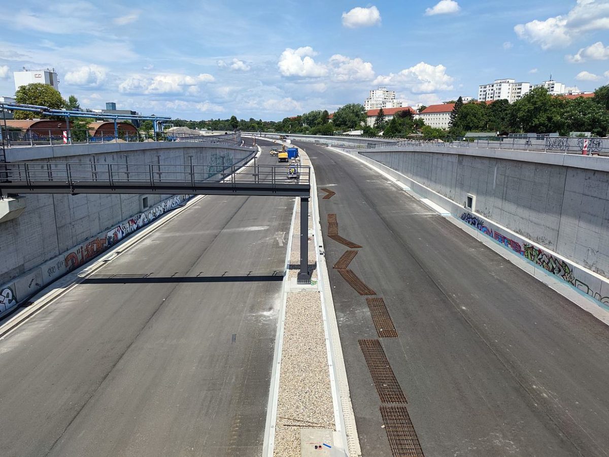 Wirtschaft fordert Baubeginn von Verkehrsprojekten vor Genehmigung - bei Kurznachrichten Plus