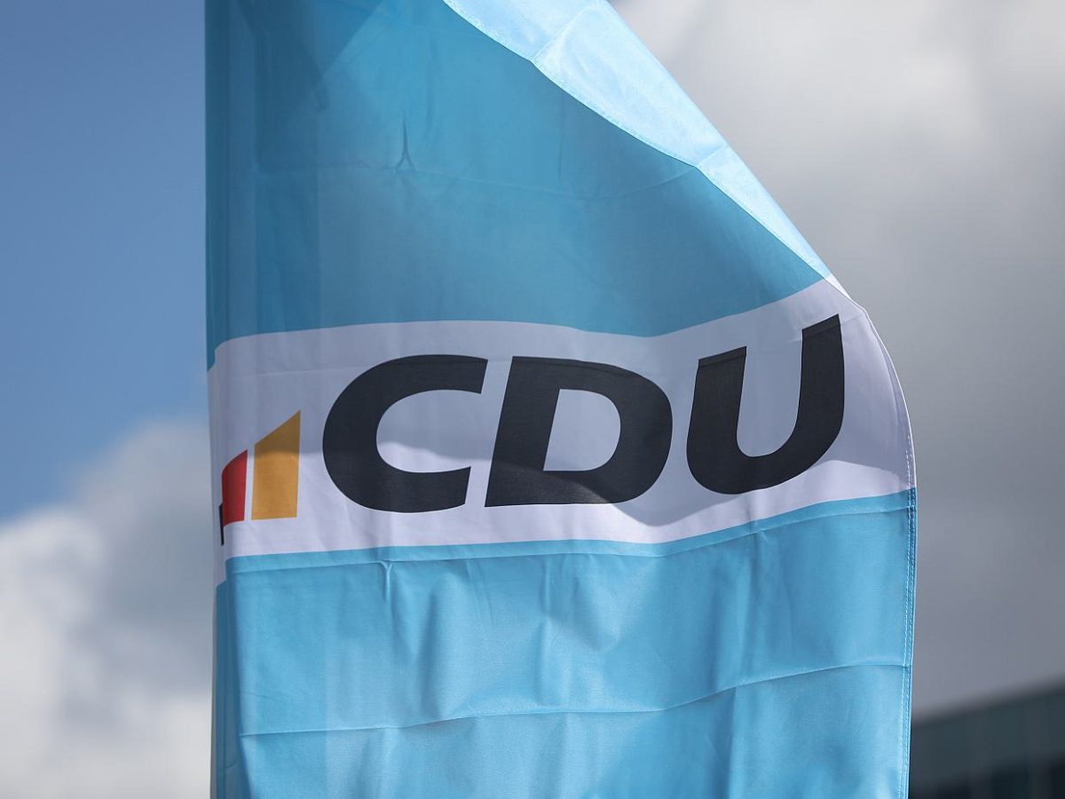 Infratest: CDU in Baden-Württemberg mit großem Abstand vor Grünen - bei Kurznachrichten Plus