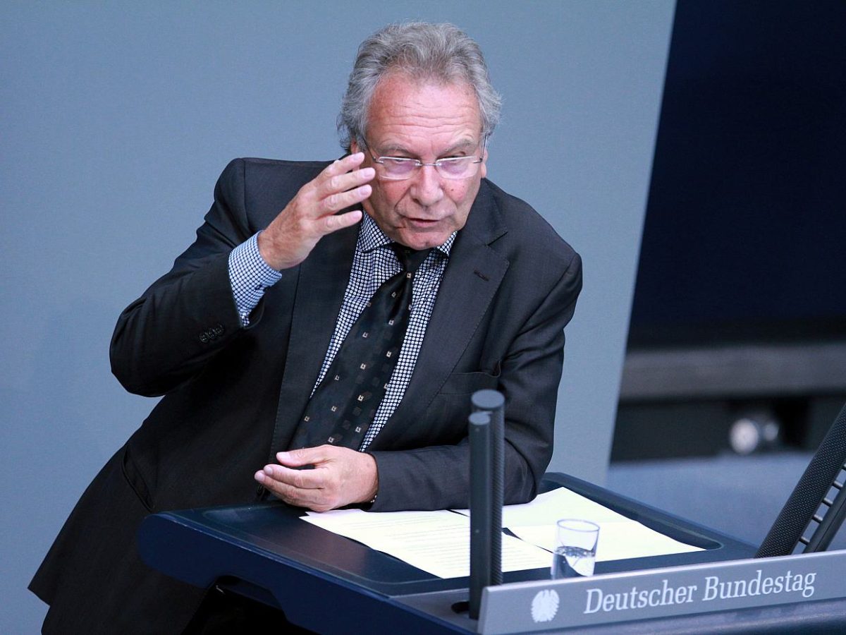 Klaus Ernst kündigt Gründung einer „Gruppe“ im Bundestag an - bei Kurznachrichten Plus