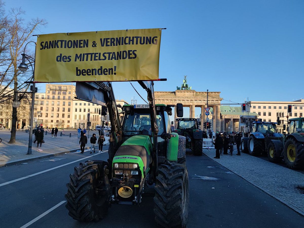 Bauern setzen Protestwoche fort – weniger Aktionen geplant - bei Kurznachrichten Plus