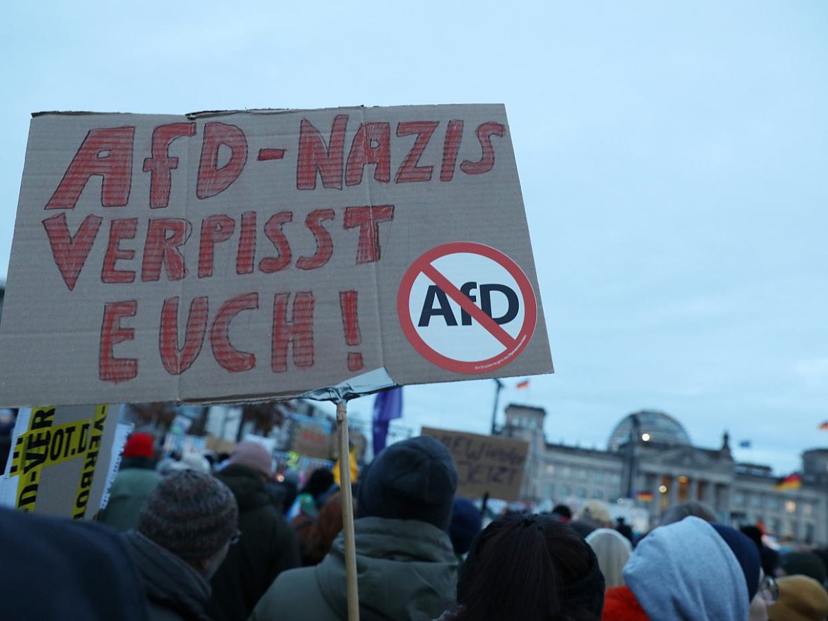 Schwesig sieht AfD durch Proteste unter Druck - bei Kurznachrichten Plus