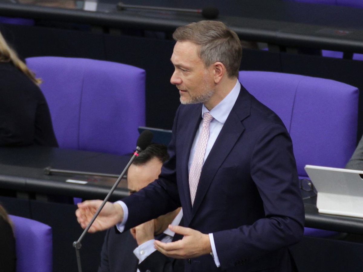 Lindner will mehr Investitionen in Europas Verteidigung - bei Kurznachrichten Plus