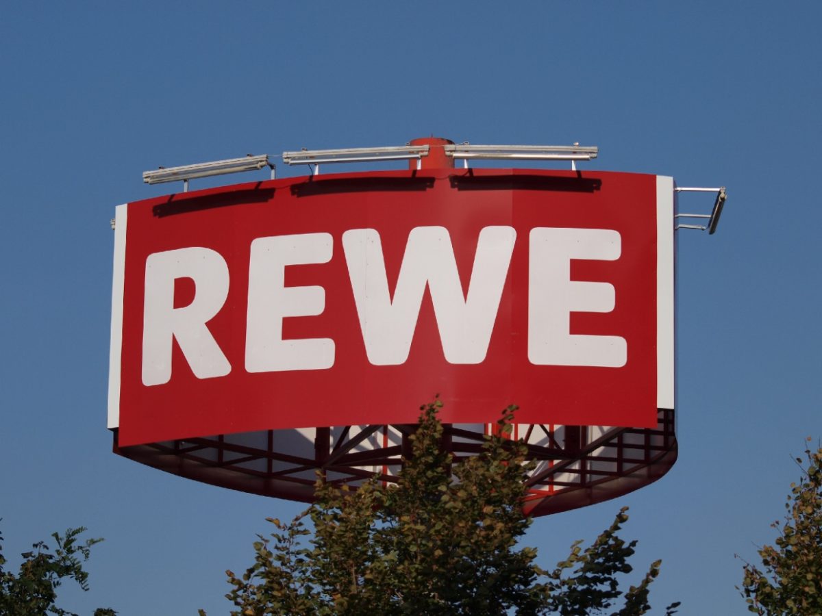 Rewe erwartet spürbaren Umsatzschub durch Fußball-WM - bei Kurznachrichten Plus