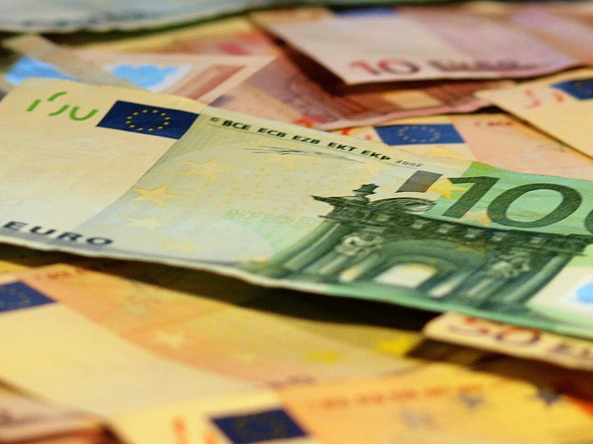 Studie: Ehegattensplitting-Abschaffung bringt 15 Milliarden Euro Mehreinnahmen - bei Kurznachrichten Plus