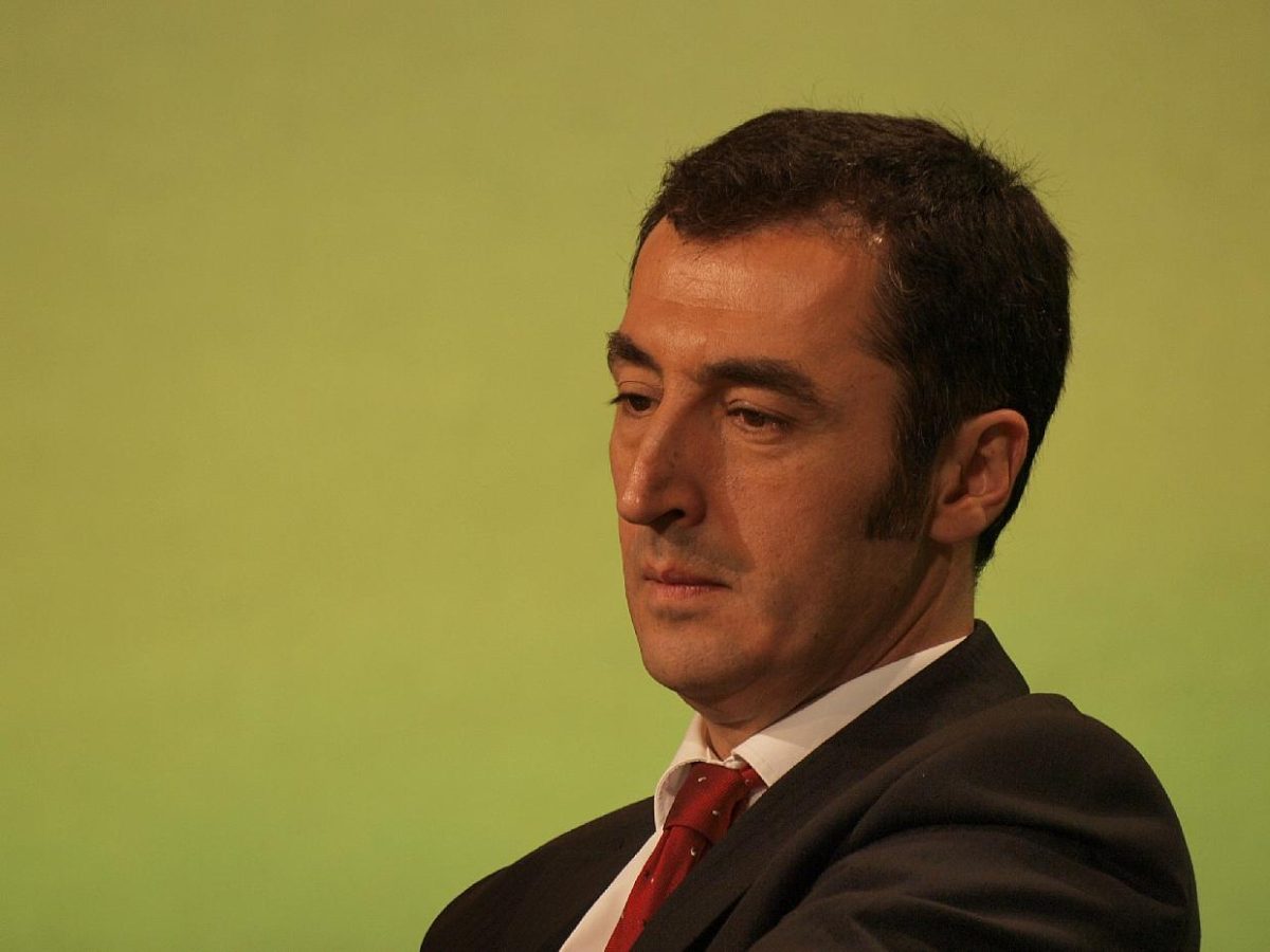 Özdemir kritisiert Bundesregierung im Türkei-Streit - bei Kurznachrichten Plus