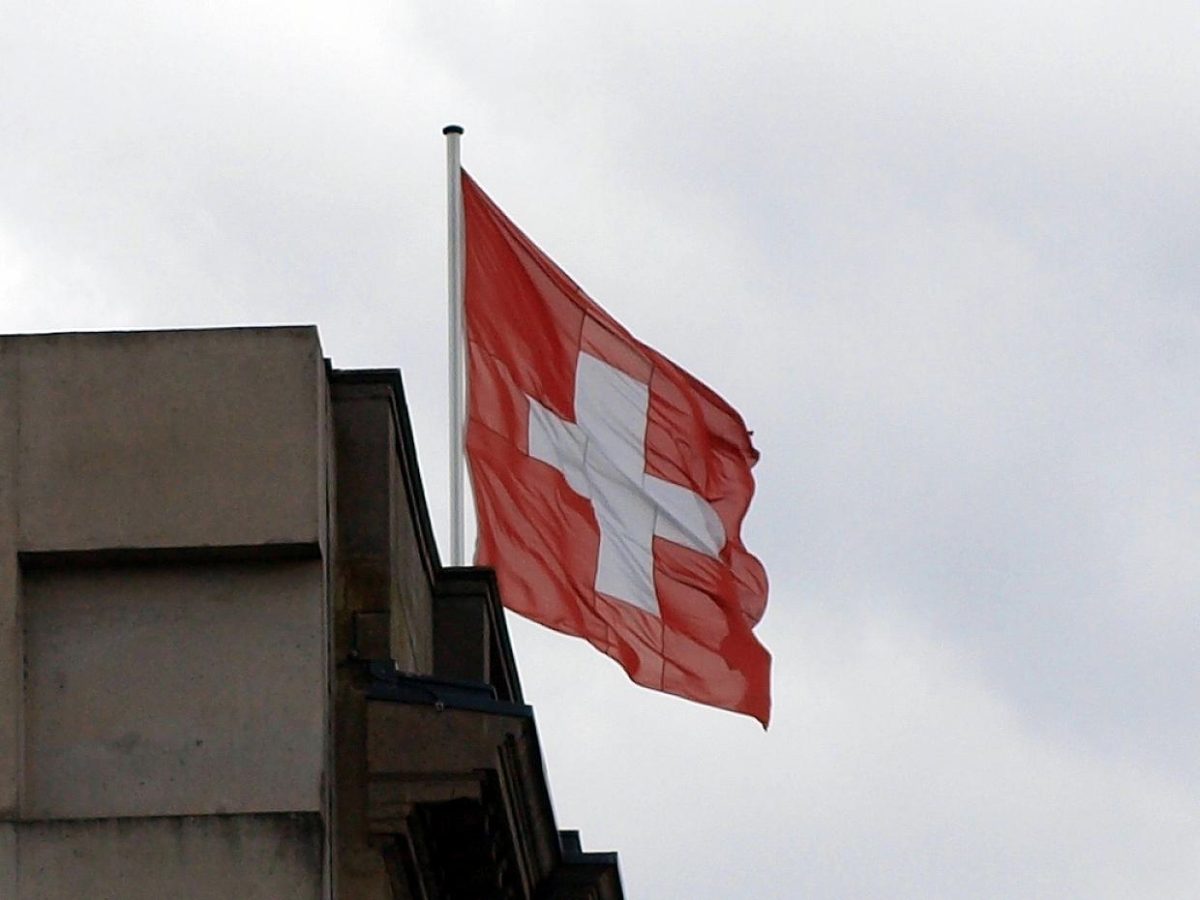 Bericht: Schweizer Geheimdienst platzierte Spitzel bei Fiskus in NRW - bei Kurznachrichten Plus