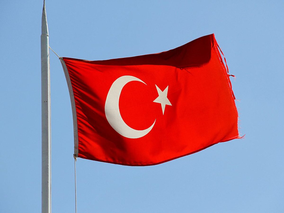 Türkischer Vizepremier hofft auf rasche Rückkehr zu „positiver Agenda“ - bei Kurznachrichten Plus
