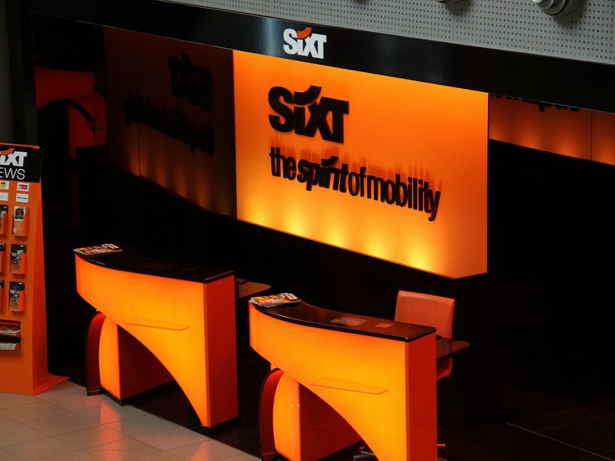 Sixt will Angebot deutlich ausweiten - bei Kurznachrichten Plus