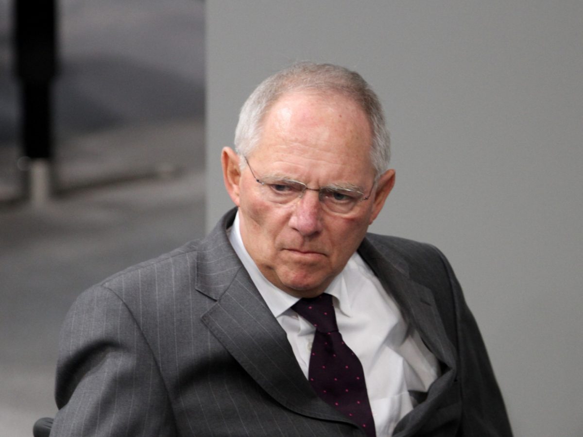 Schäuble will harte Haltung der EU bei Brexit-Verhandlungen - bei Kurznachrichten Plus