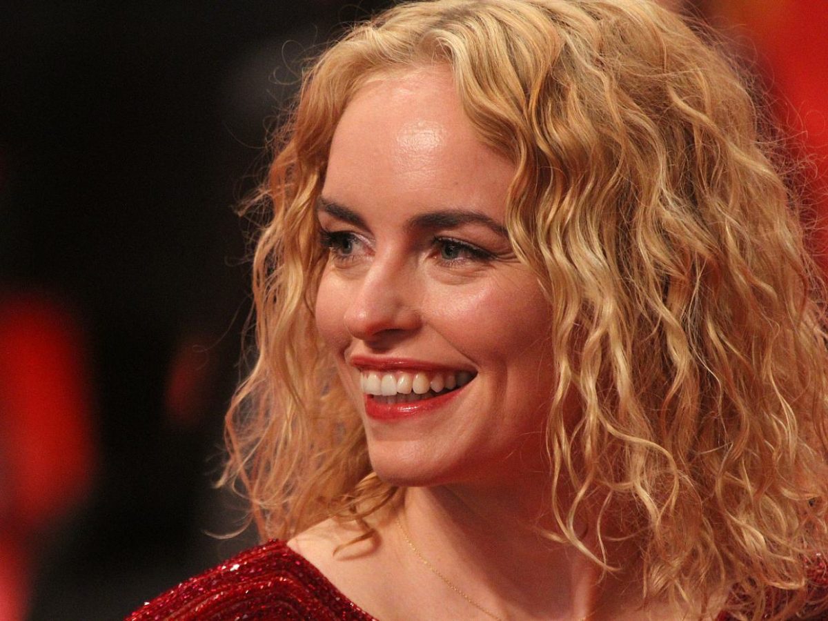 Nina Hoss beteiligt sich an Schauspielerstreik - bei Kurznachrichten Plus