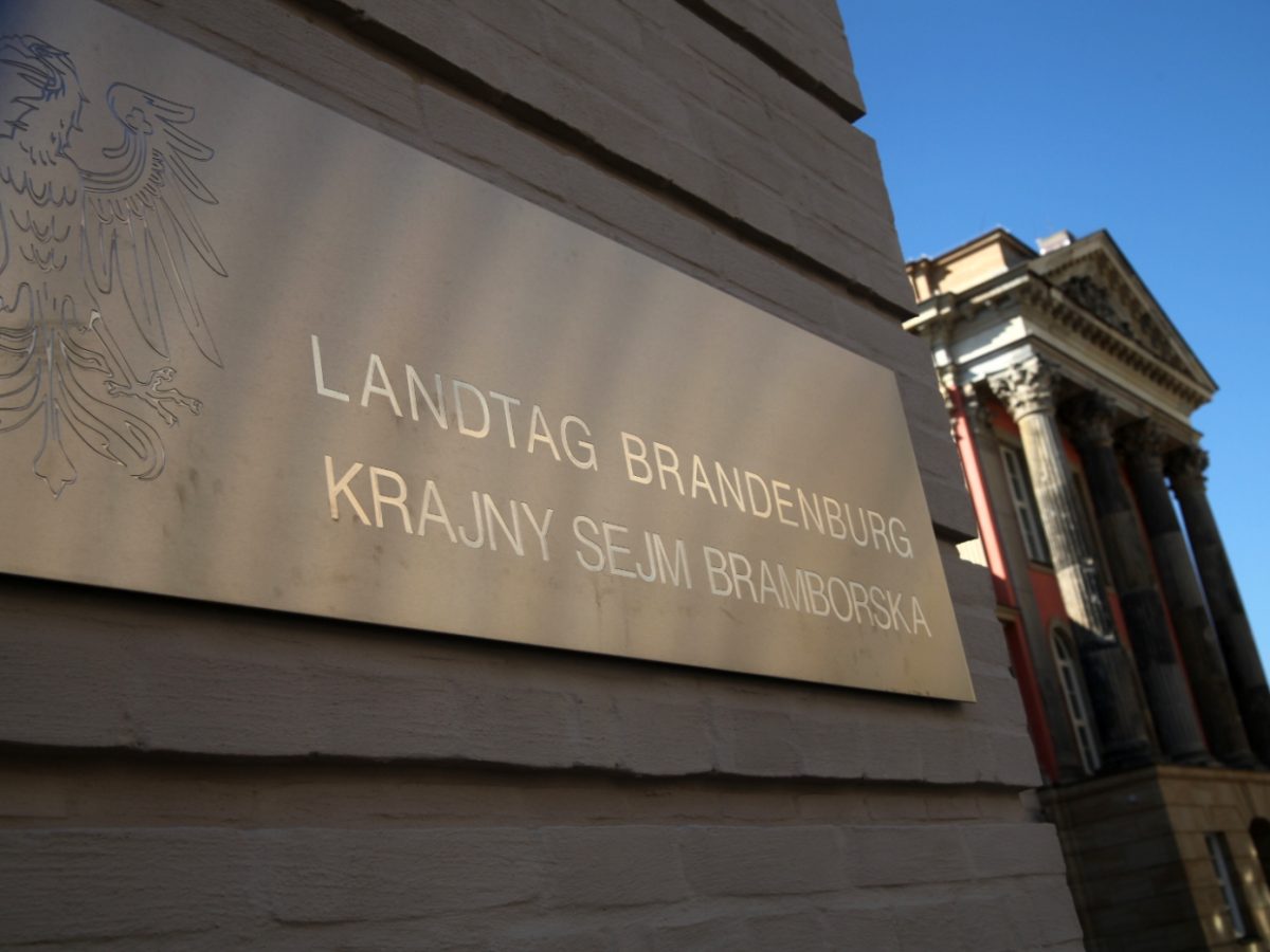 Freie Wähler ziehen wieder in Brandenburger Landtag ein - bei Kurznachrichten Plus