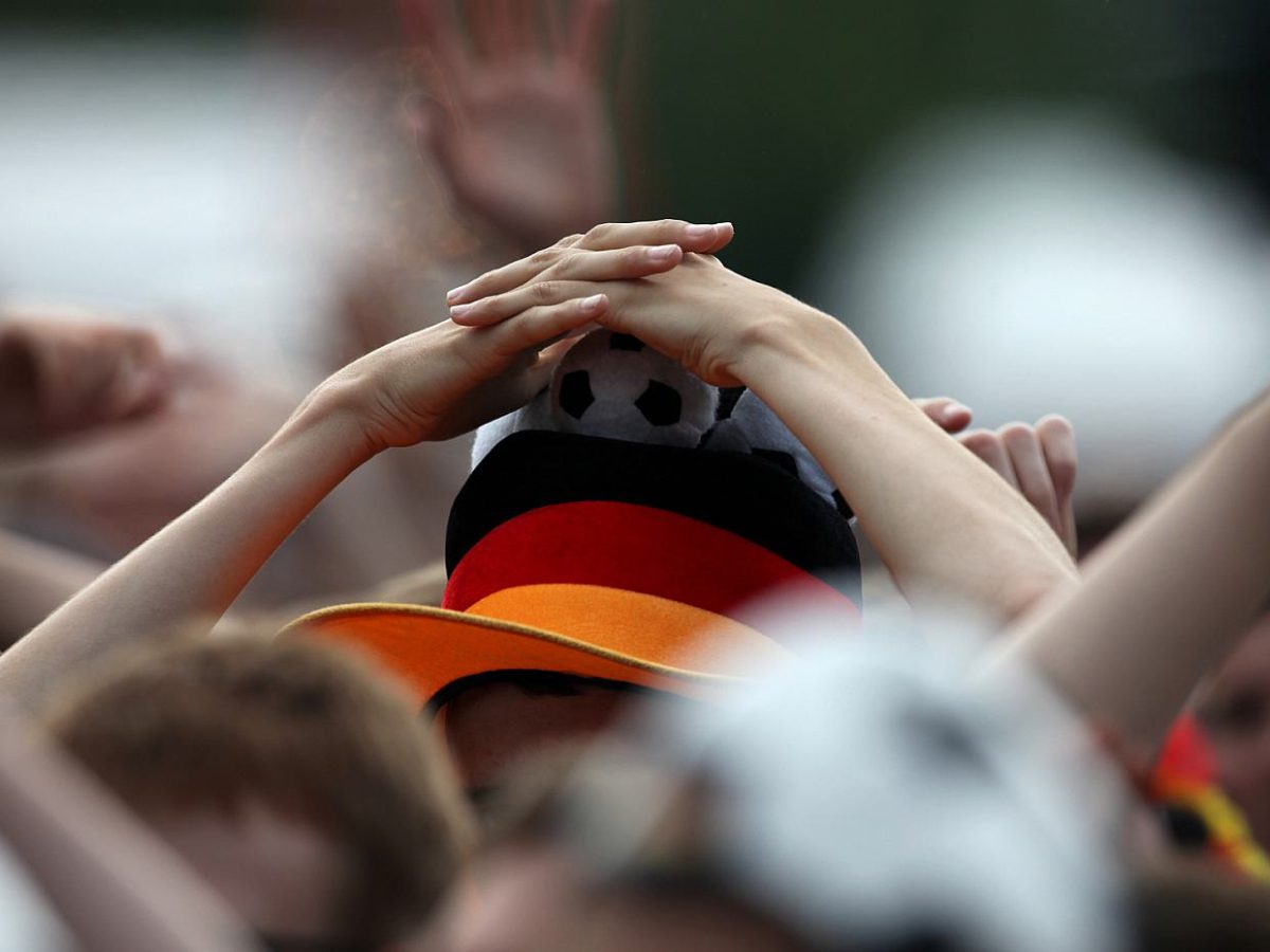 Testspiel zwischen Niederlande und Deutschland unentschieden - bei Kurznachrichten Plus