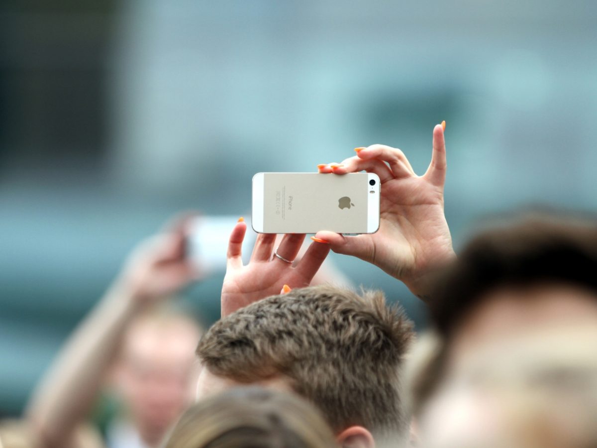 Jeder zweite Smartphone-Nutzer macht Sicherungskopien - bei Kurznachrichten Plus