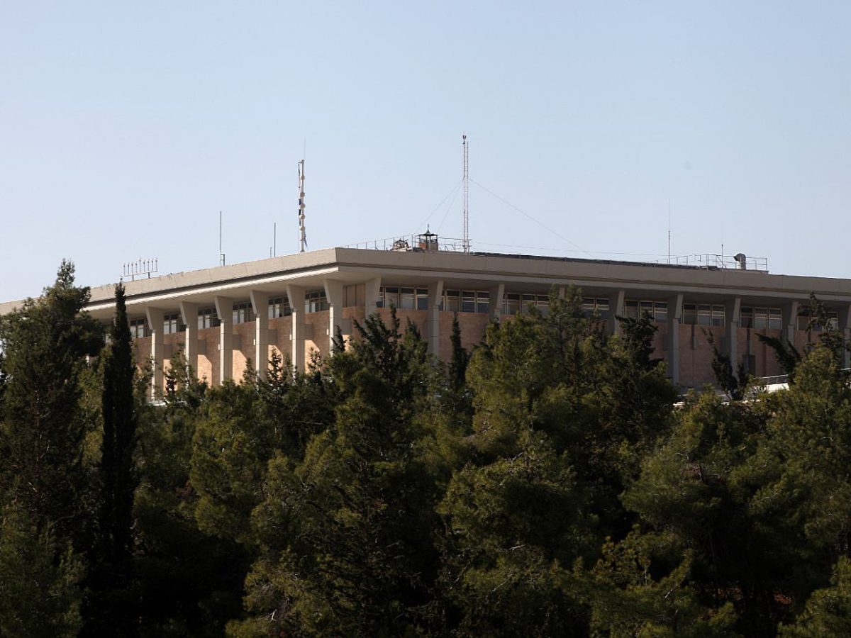 Israels Parlament billigt Kernelement der umstrittenen Justizreform - bei Kurznachrichten Plus