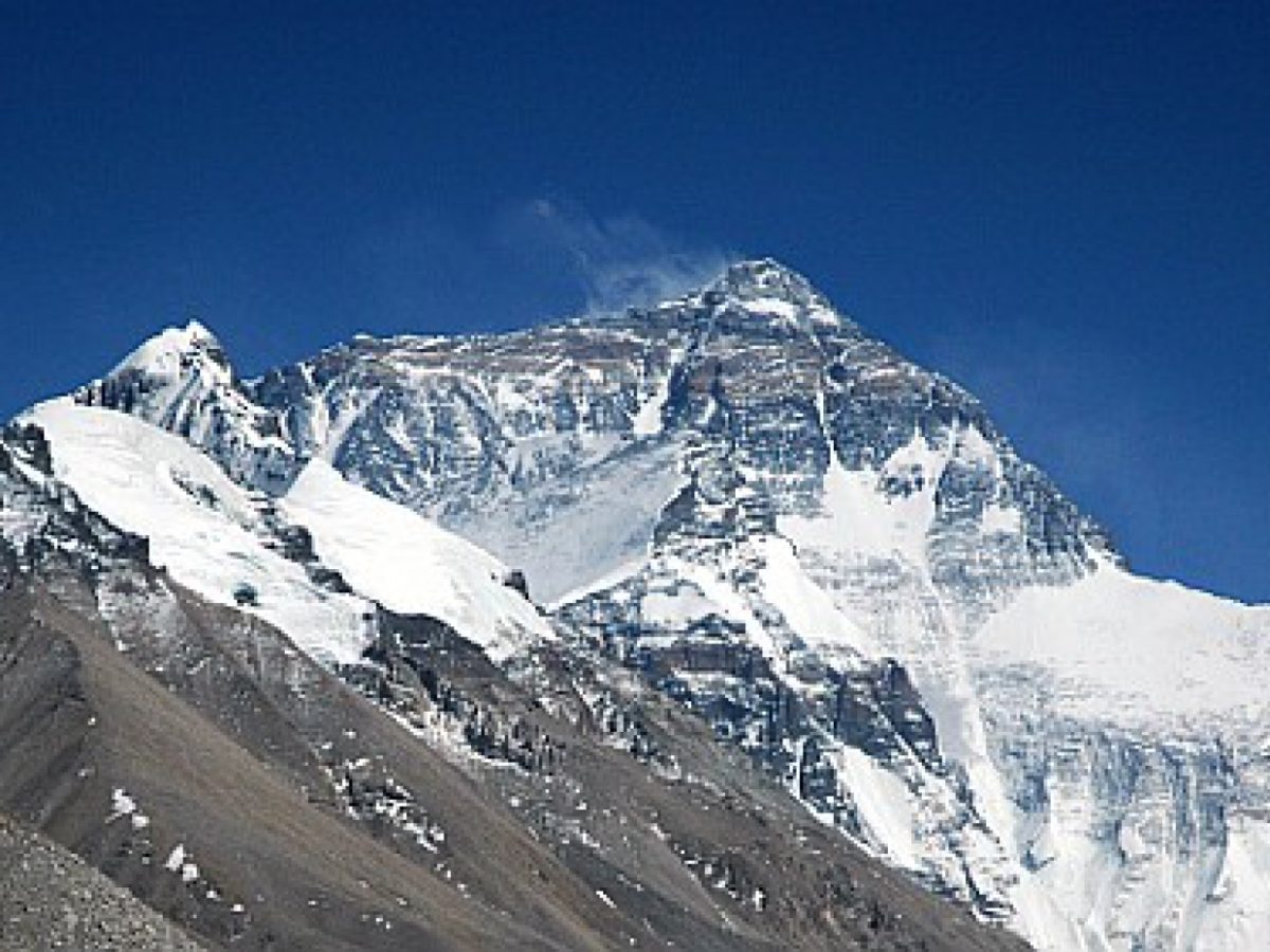 Mount Everest ein paar Zentimeter höher - bei Kurznachrichten Plus