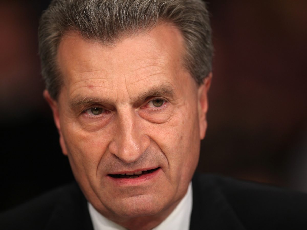 Juncker und Oettinger stellen Zukunftsfragen für die EU - bei Kurznachrichten Plus