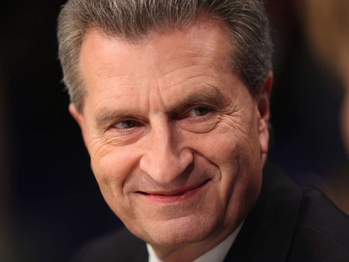 Brexit: Oettinger stellt Briten Milliardenrechnung in Aussicht - bei Kurznachrichten Plus