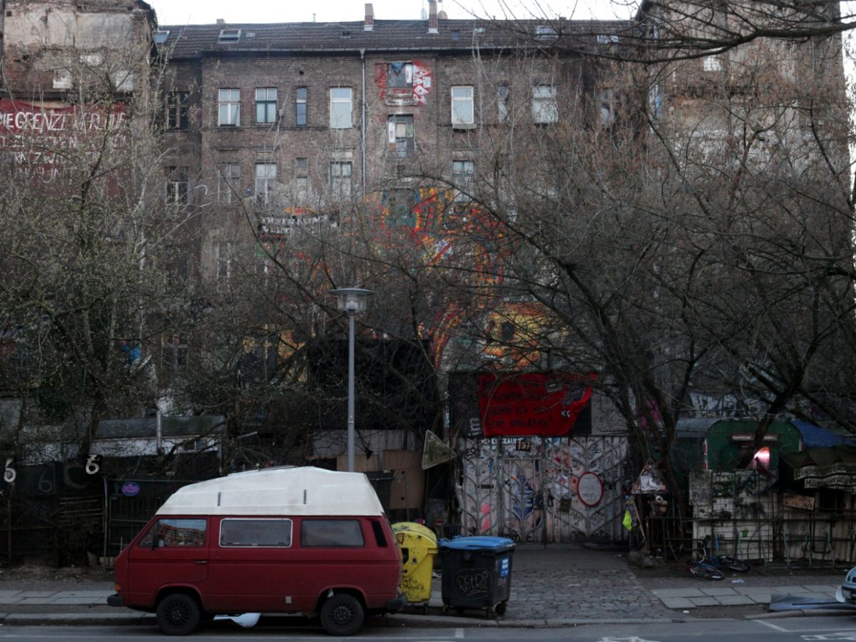 Randale vor Räumung von „Köpi“ in Berlin-Kreuzberg - bei Kurznachrichten Plus