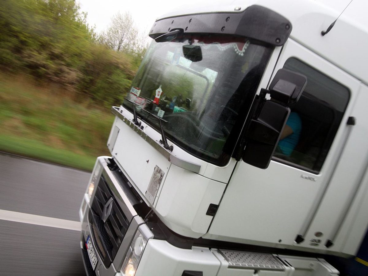 Daimler Truck-Vorstandschef lobt CO2-basierte Maut - bei Kurznachrichten Plus