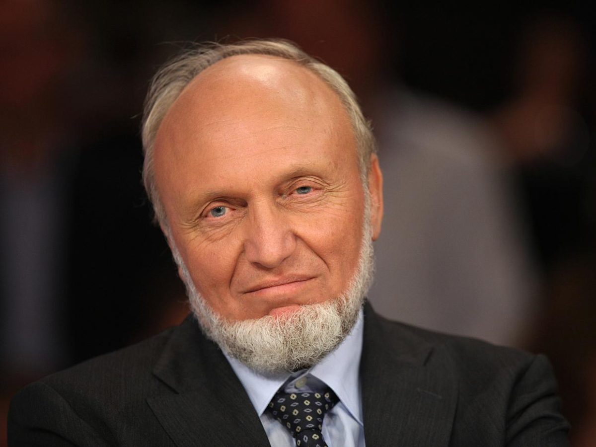 Hans-Werner Sinn rät zu Quarantäne-Regeln nach südkoreanischem Vorbild - bei Kurznachrichten Plus